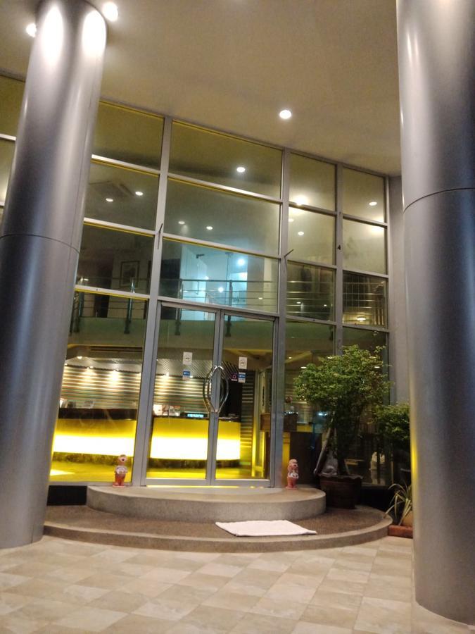 Neo Hatyai Hotel Хатъяй Номер фото