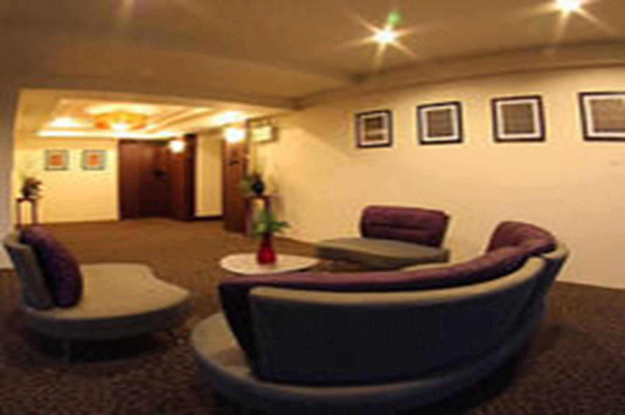 Neo Hatyai Hotel Хатъяй Экстерьер фото