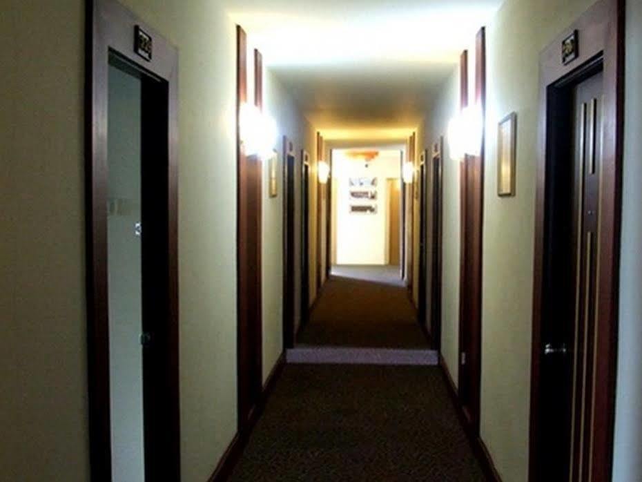 Neo Hatyai Hotel Хатъяй Экстерьер фото